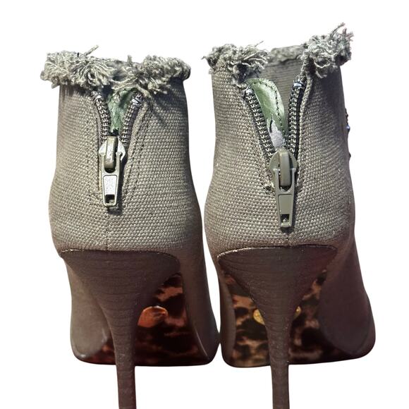 Betsey Johnson Denim Beaded Peep Toe Booties with Leopard Sole – Women’s Size 6 - Picture 5 of 7